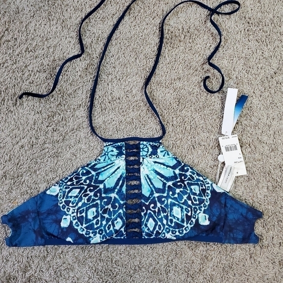 Lucky Brand Reversible Bikini Top - Picture 3 of 8